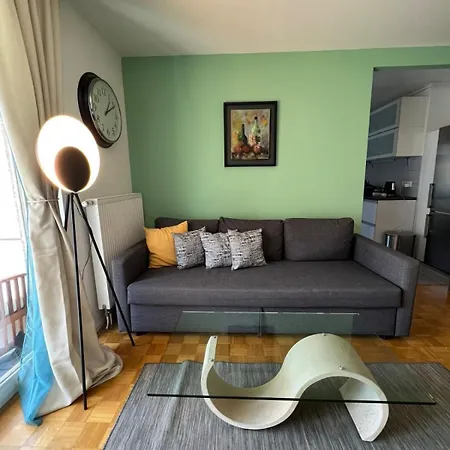 Apartamento Renovated In An Attractive Location Liubliana